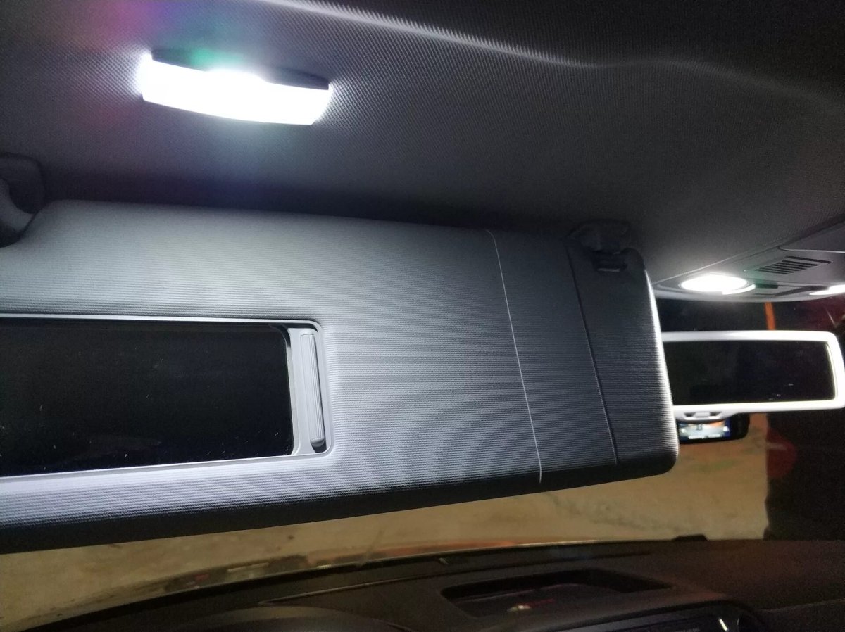 Подсветка салона Tiguan 2