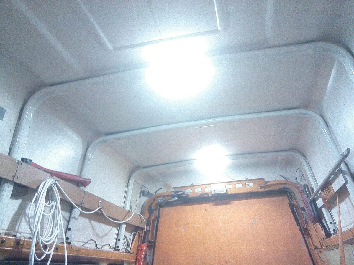 Освещение фургона Форд Транзит