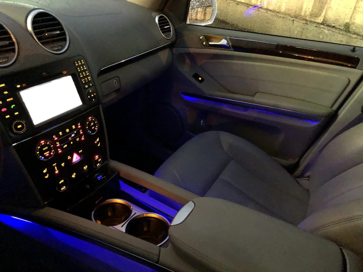 Mercedes Benz gl 350 подсветка салона