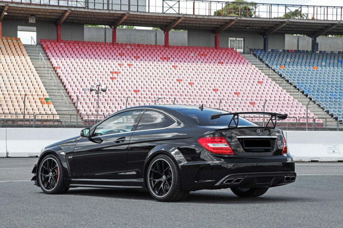 Mercedes Benz c63 AMG w204