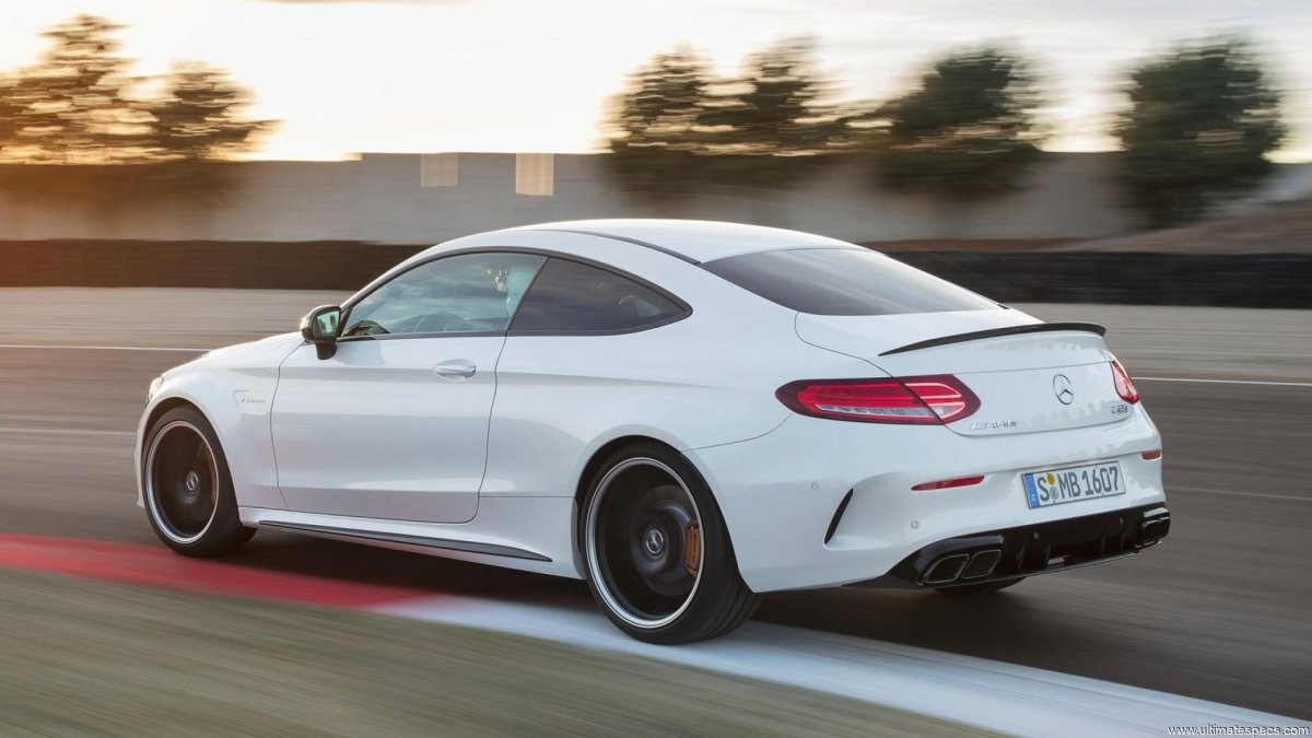 Мерседес c63 AMG купе
