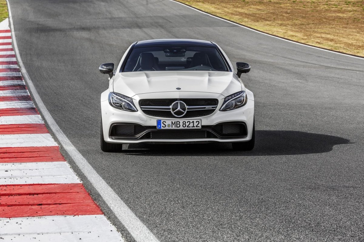 Mercedes AMG c63 s Coupe c205