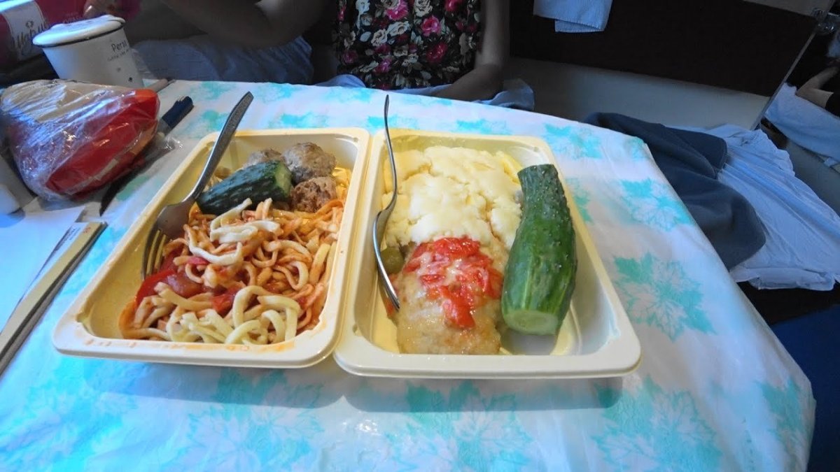 Гранд поезд 092м, Москва — Севастополь «Таврия»