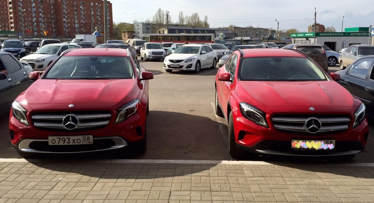 Мерседес двойник Авиамоторная