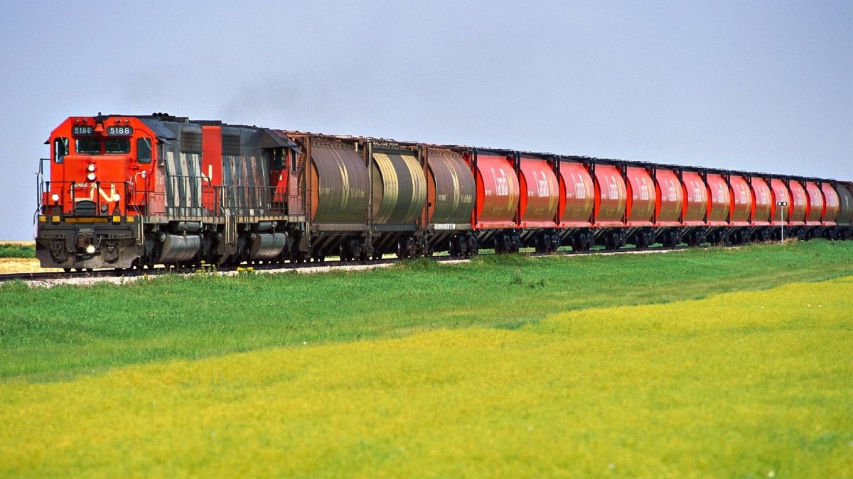 Локомотив с вагонами