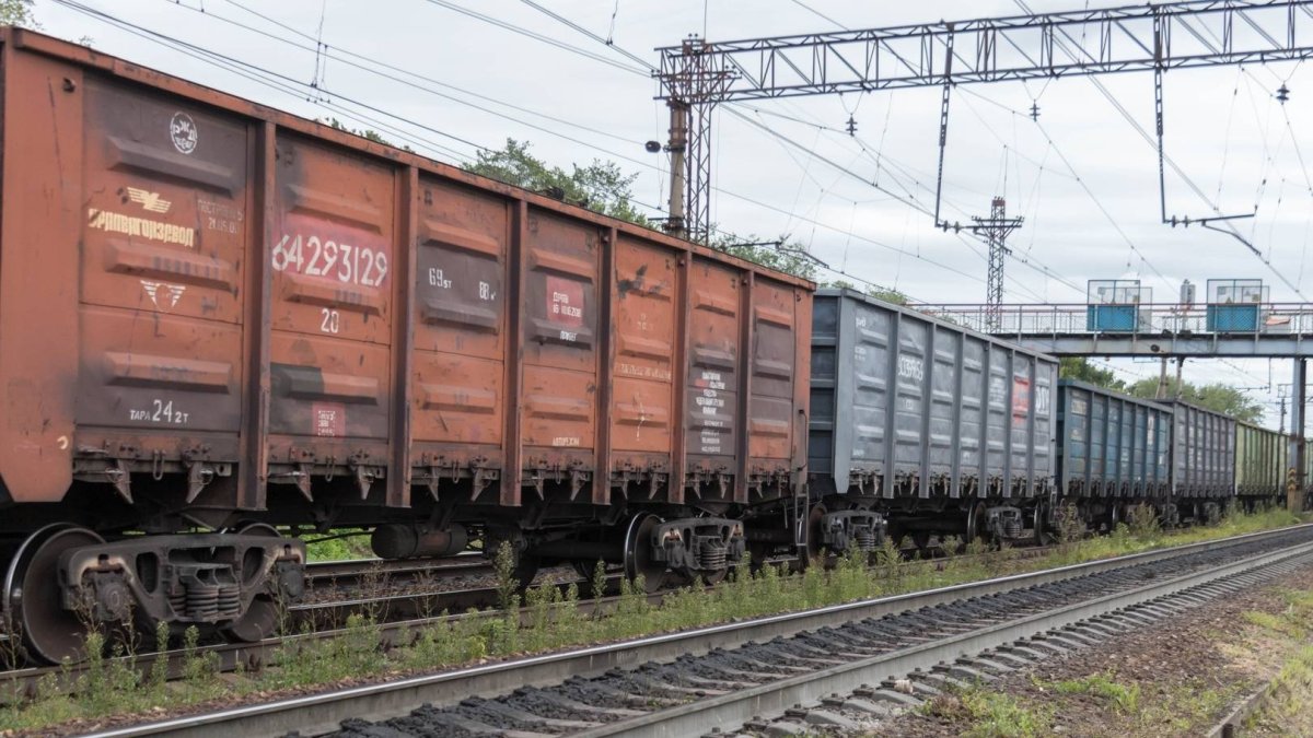 Товарняк 440 вагонов