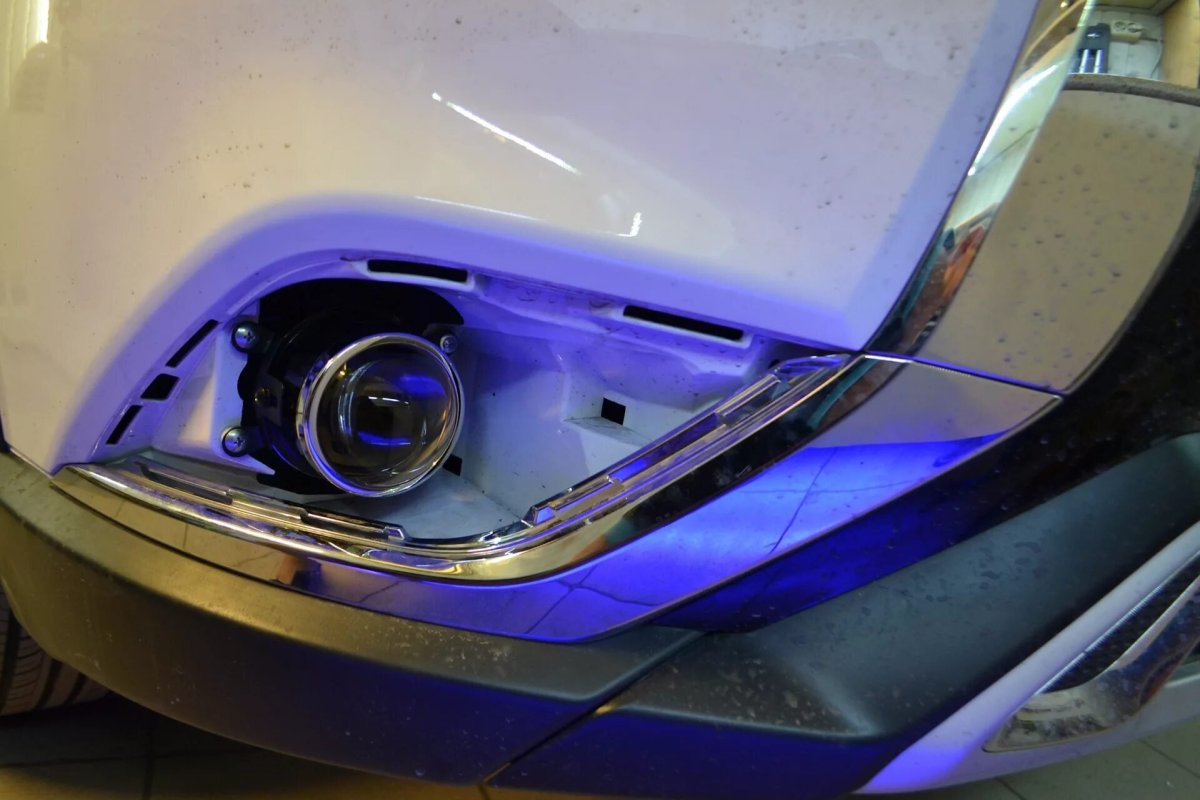 Митсубиси Аутлендер 3 би линзы