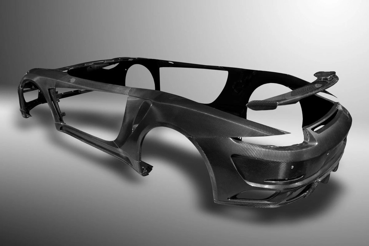Карбоновый монокок автомобиля