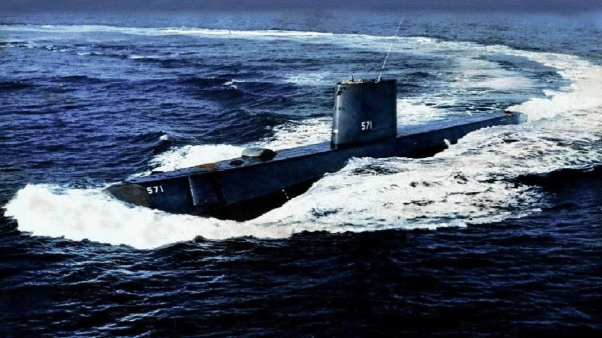 Первая в мире атомная подводная лодка «Наутилус»