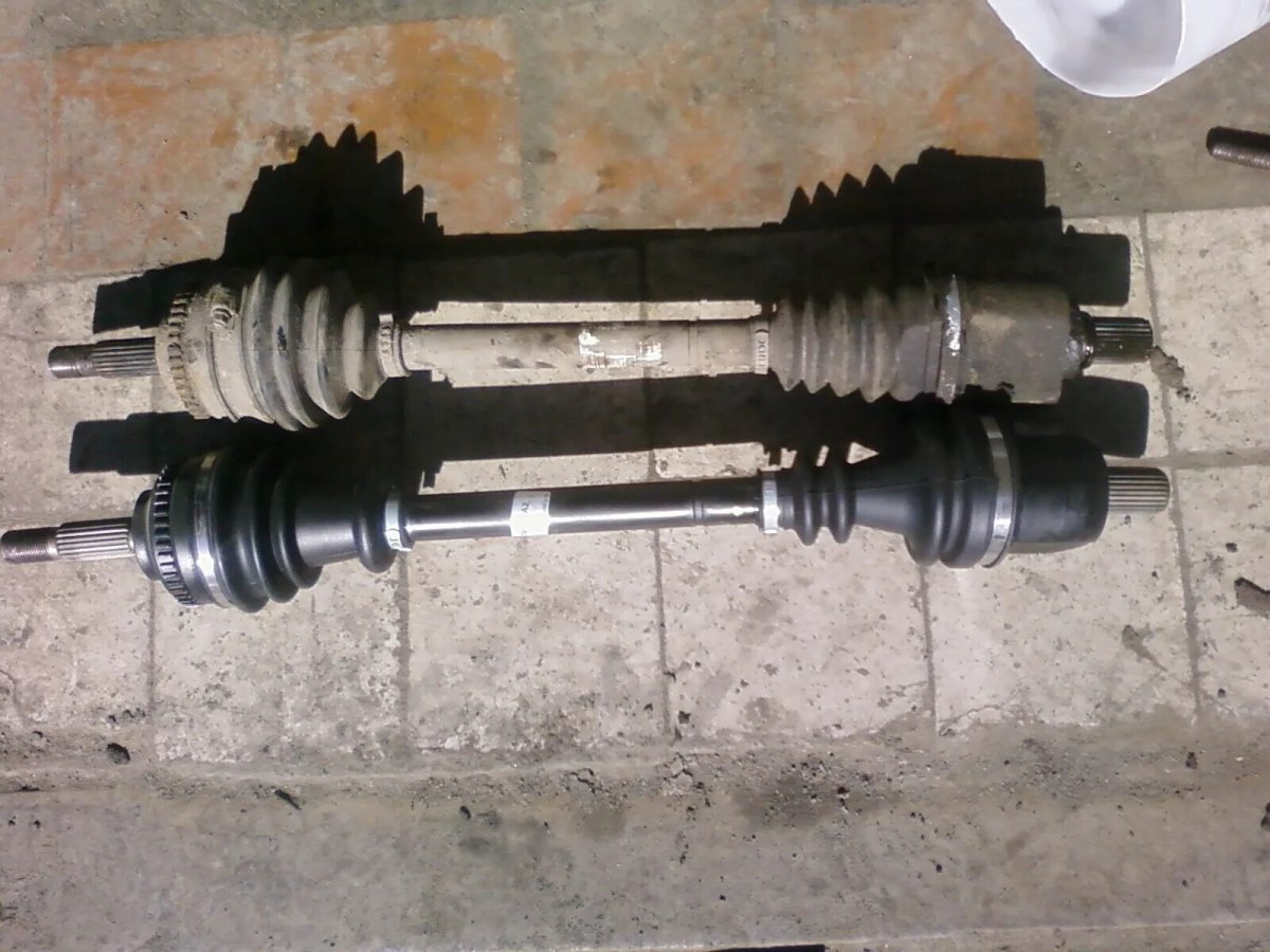 Левый привод Рено Симбол 1.4