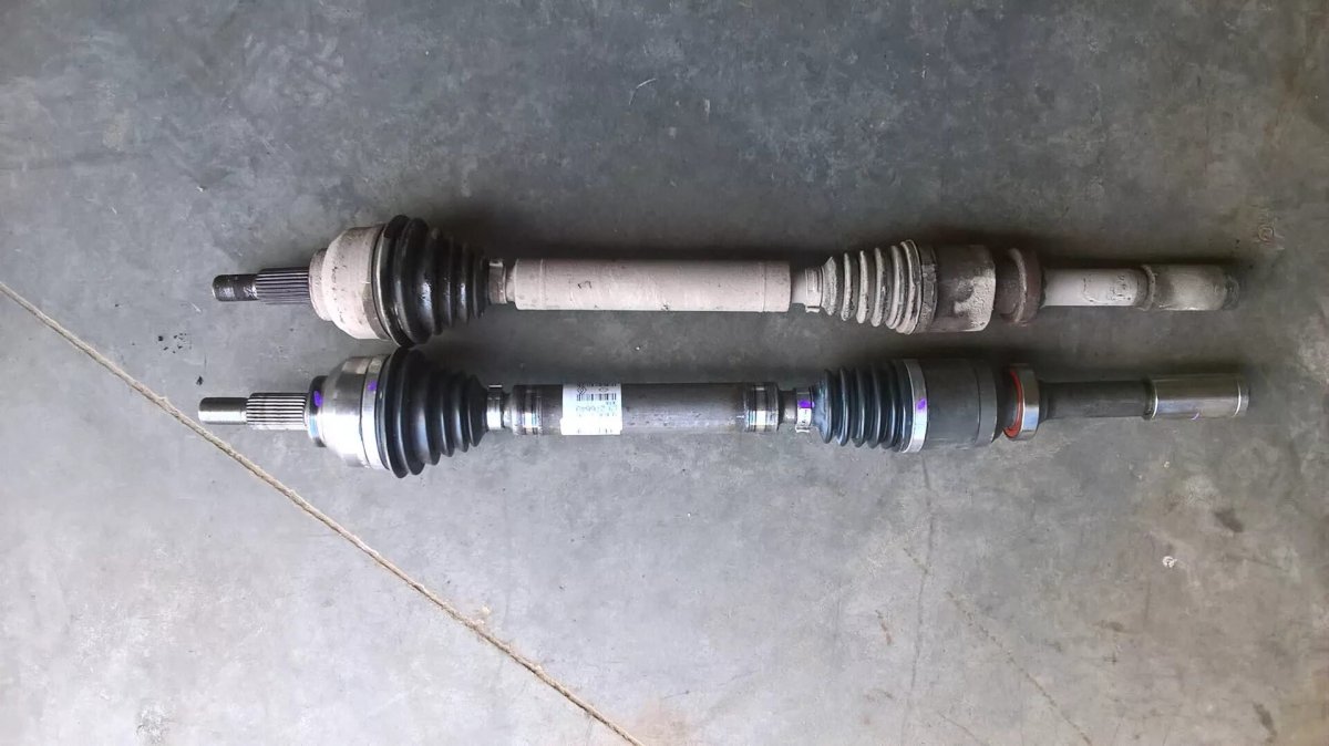 Правый привод Рено Лагуна 2