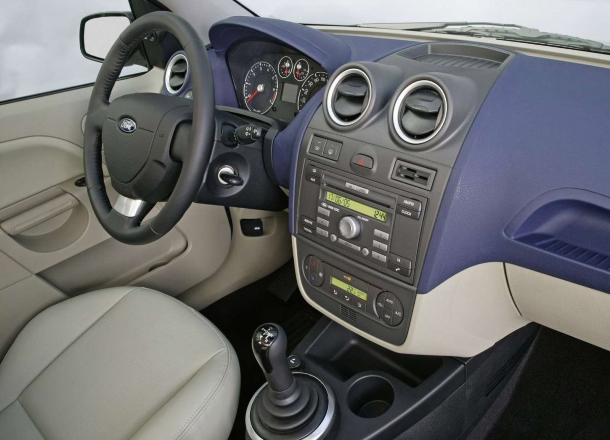 Форд Фиеста 2007 1.4 робот