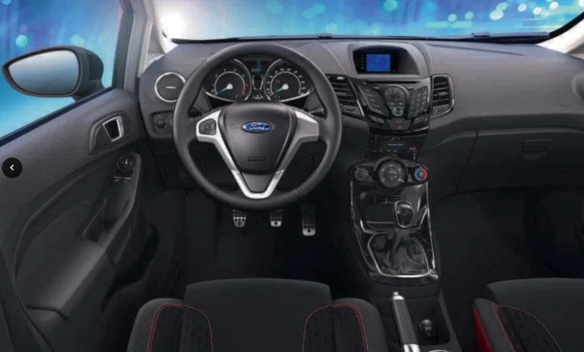 Ford Fiesta 2020 салон