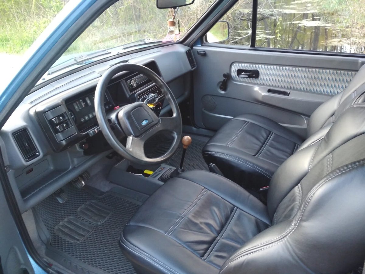 Форд Фиеста мк3 салон