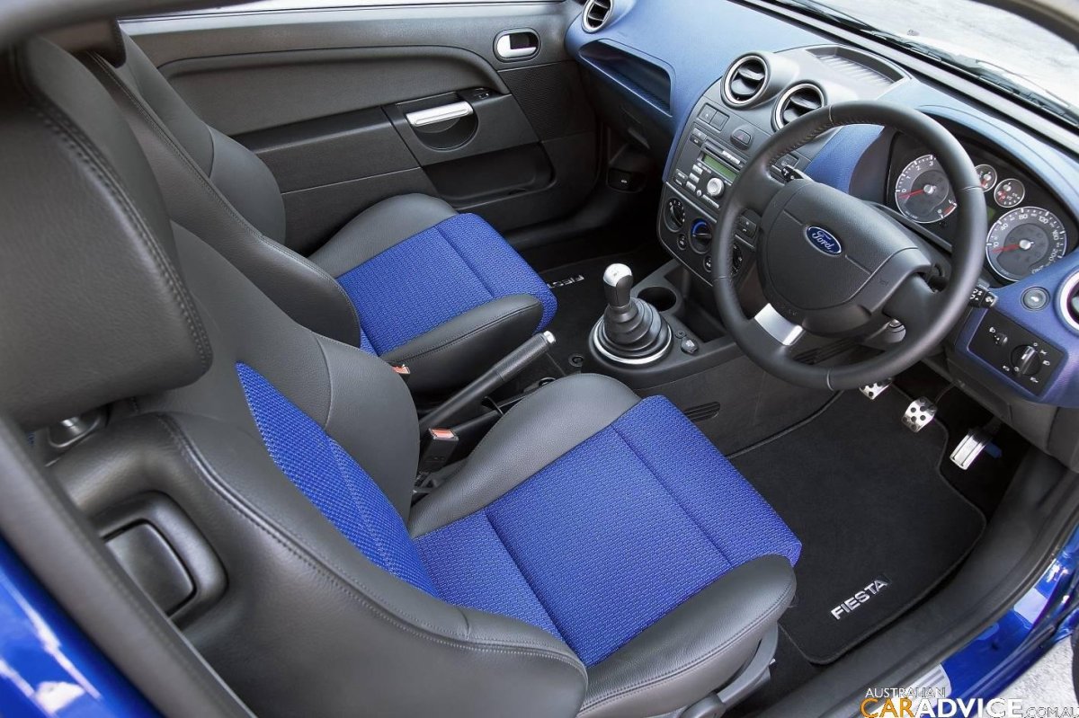 Форд Фиеста St 2007