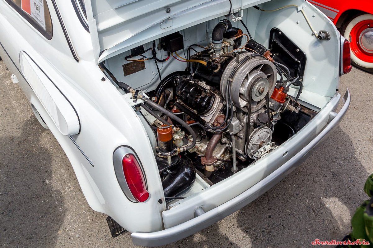 ЗАЗ 965 горбатый двигатель