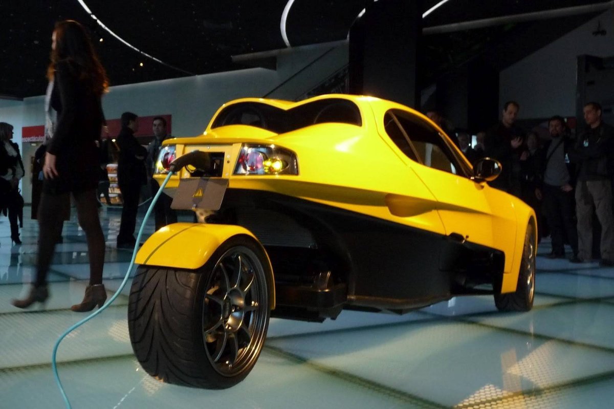 Трёхколёсный автомобиль