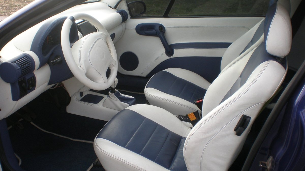 Opel Tigra салон