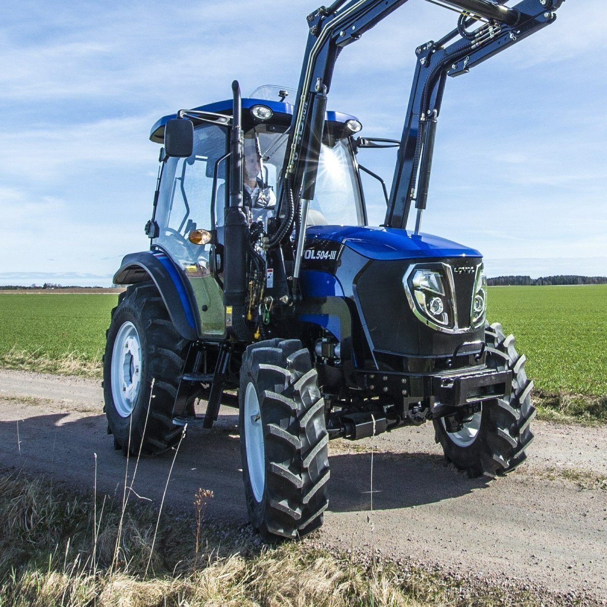 Трактор Ловол 904