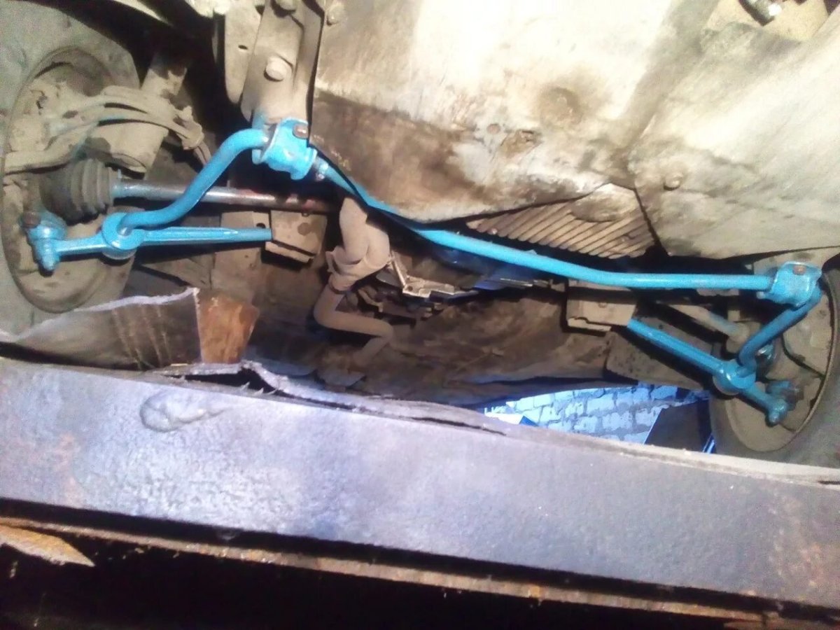 Стабилизатор Москвич 2141