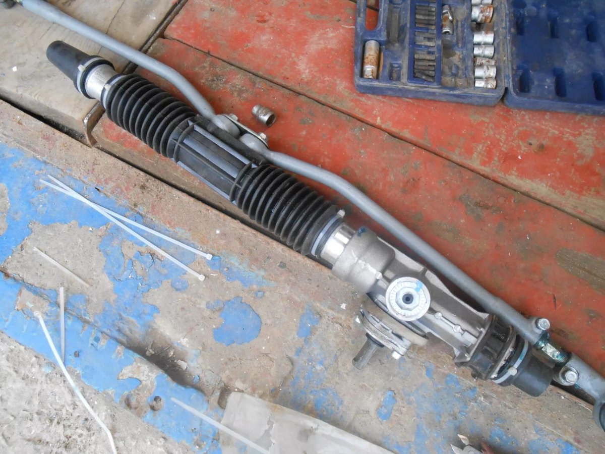 Lada Granta 2015 рулевая рейка ЭУР