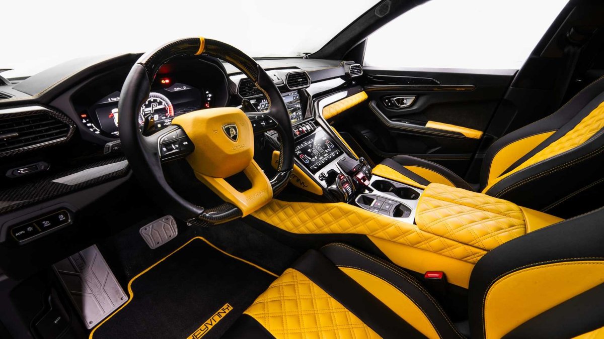 Lamborghini Urus 2020 желтый