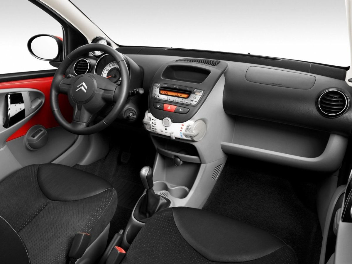 Citroen c1 салон