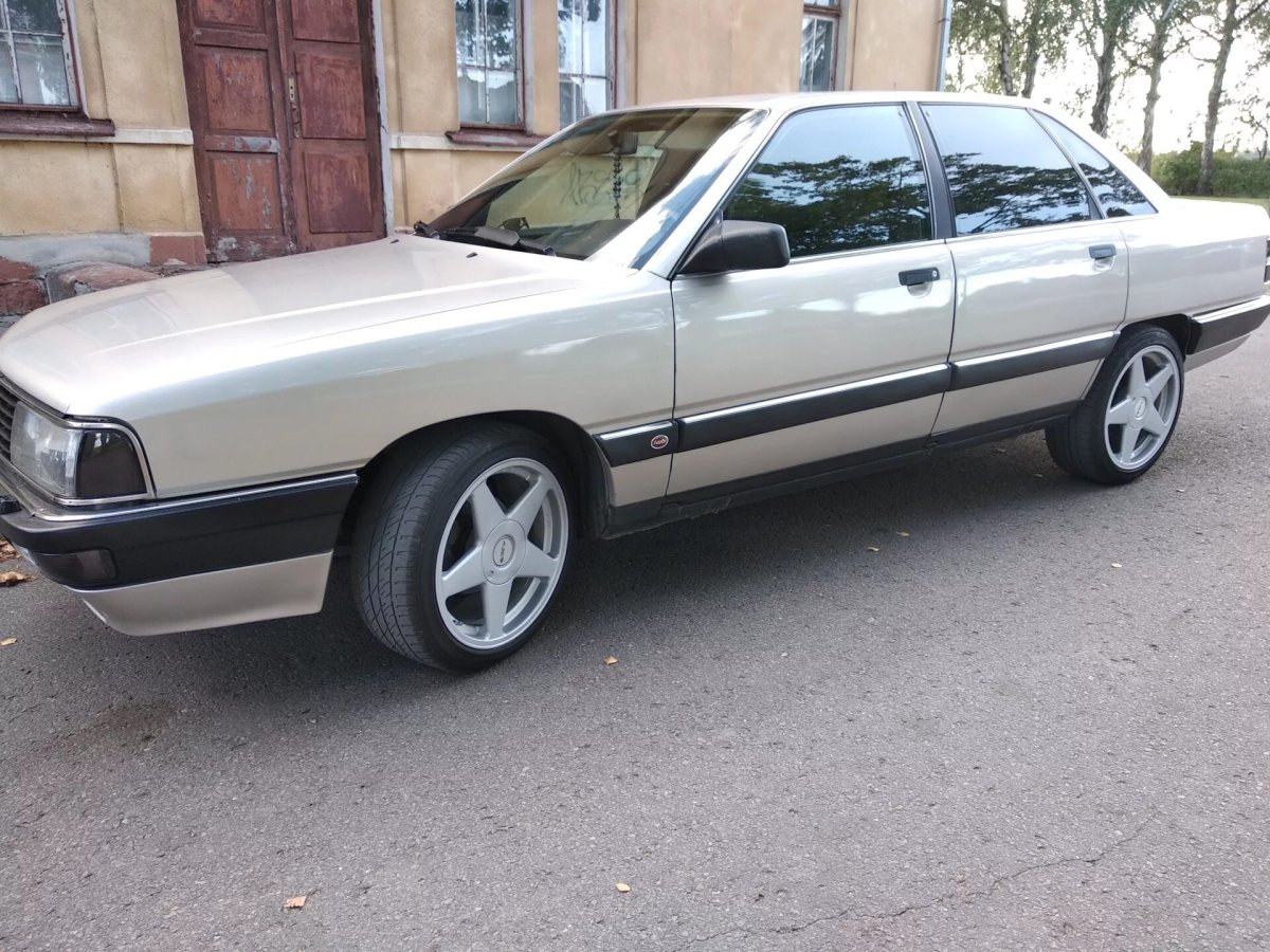 Ауди 100 с3