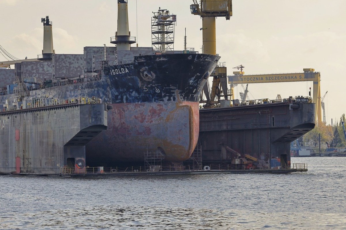 Транспортировка корабля по суше