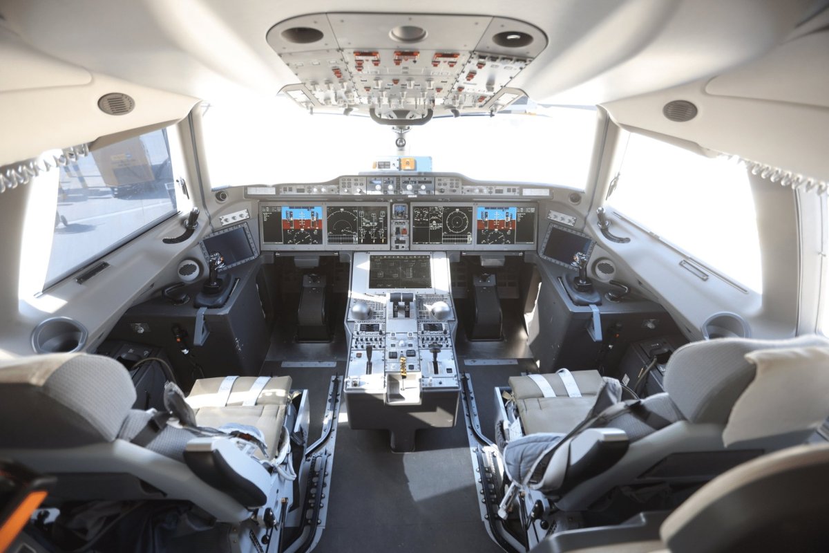 МС-21-310 кабина