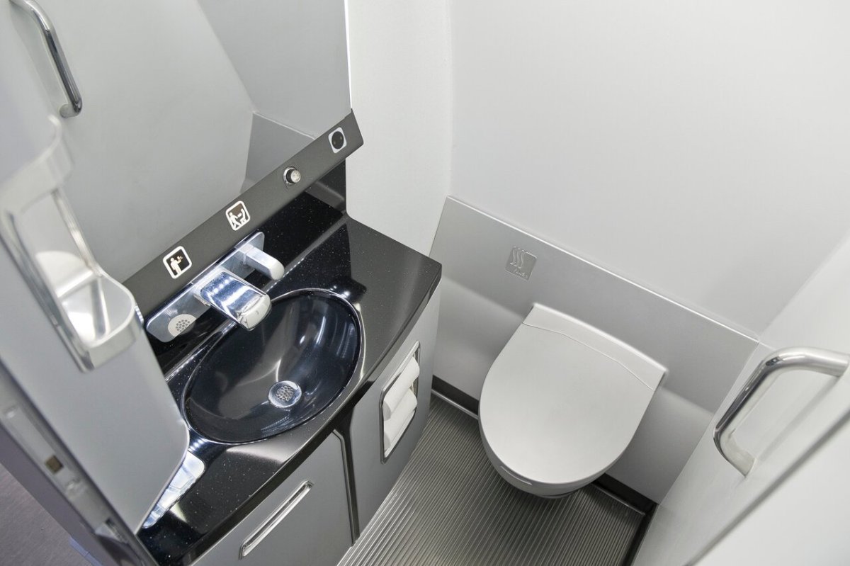 МС-21 туалет