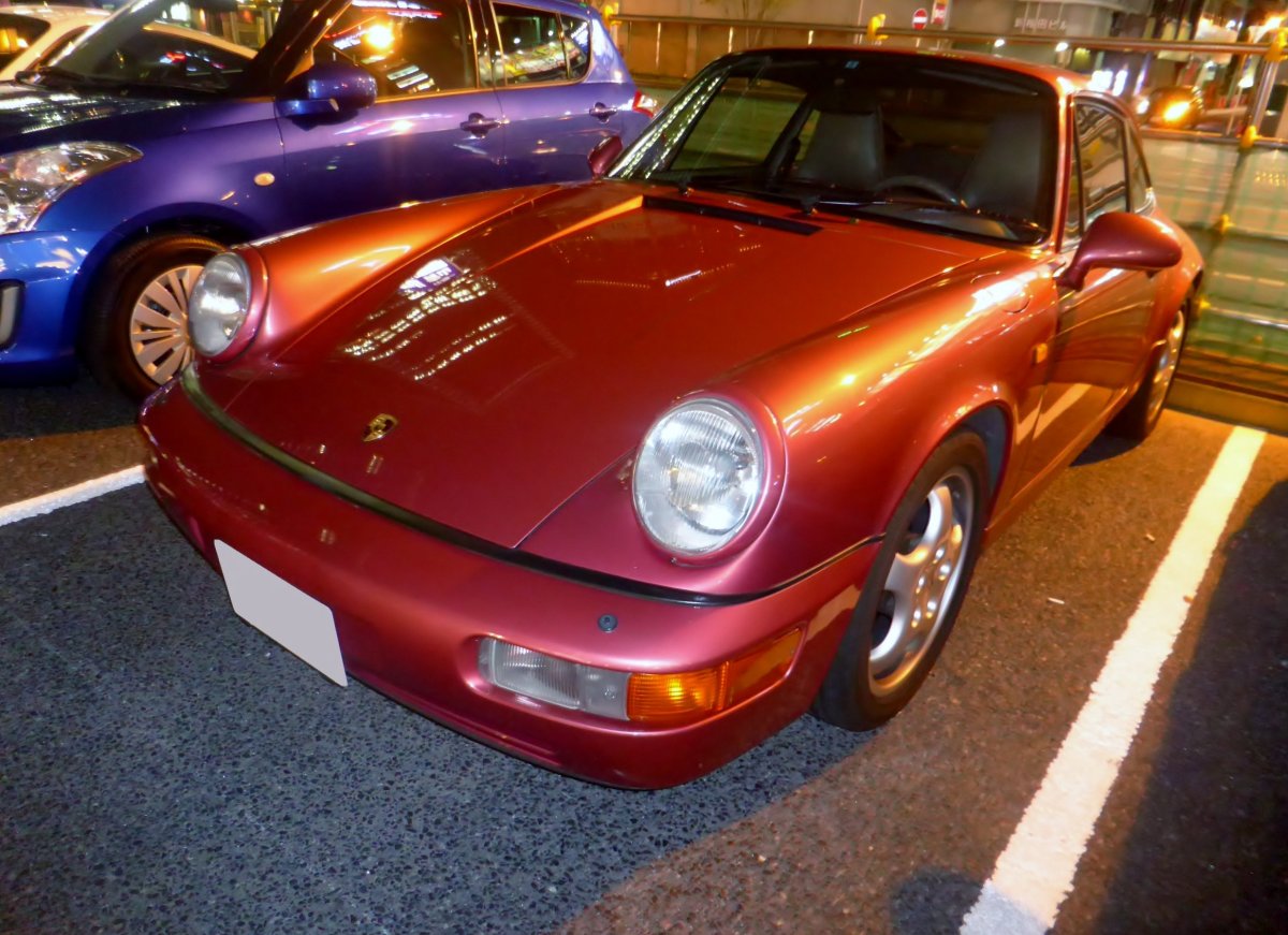 Коричневый цвет Порше