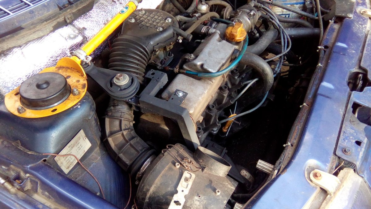 Дополнительная опора двигателя ВАЗ 2110 8 кл.