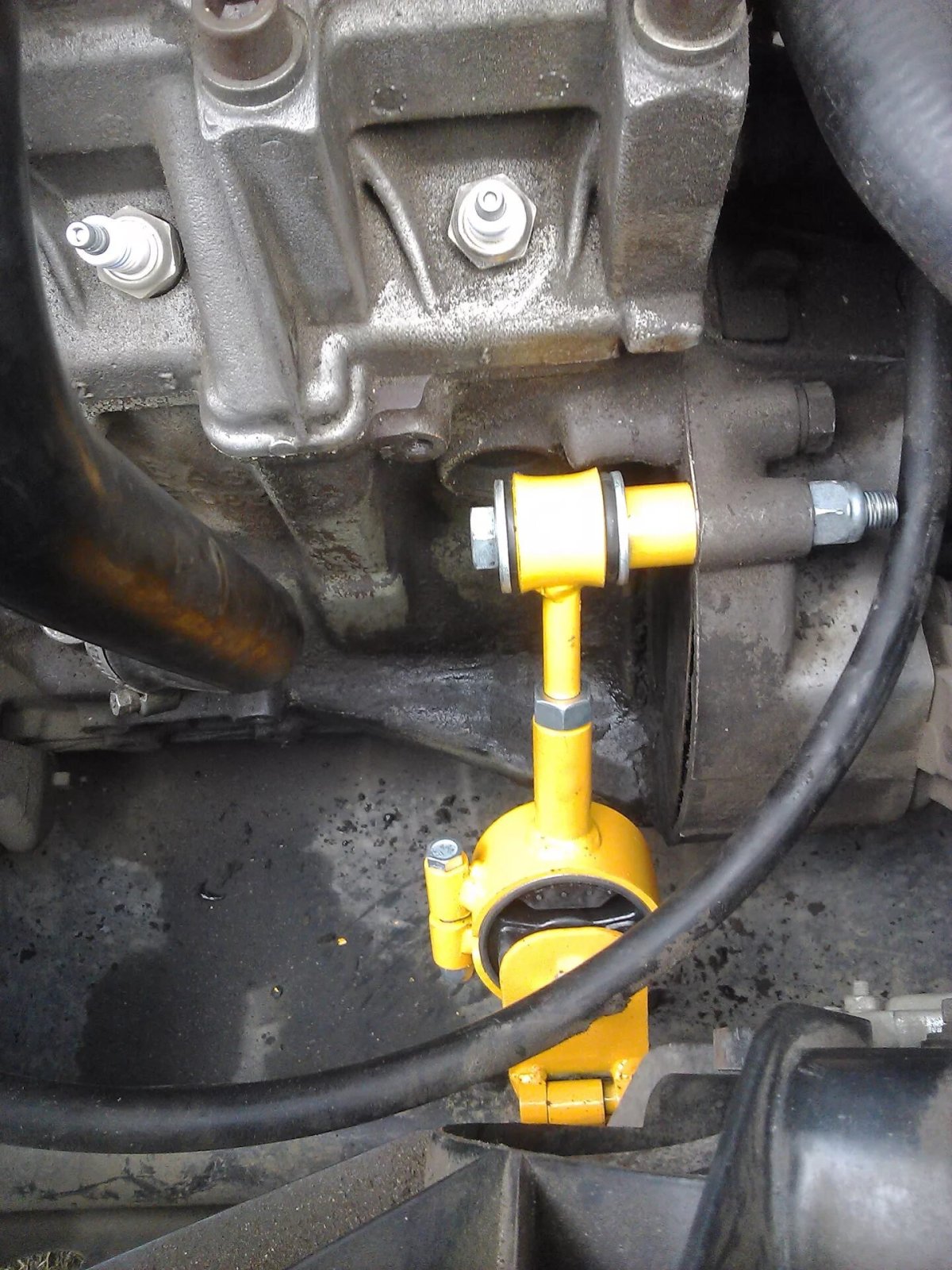 Доп опора двигателя ВАЗ 2114