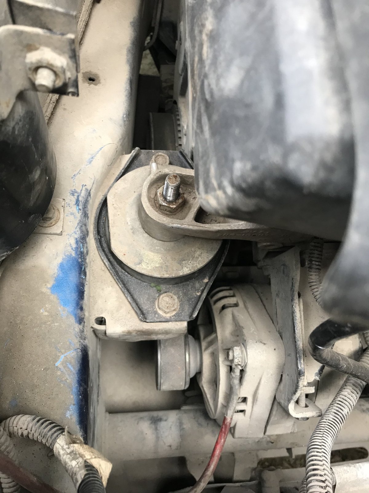 Опора ДВС ВАЗ 2112 16 клапанов