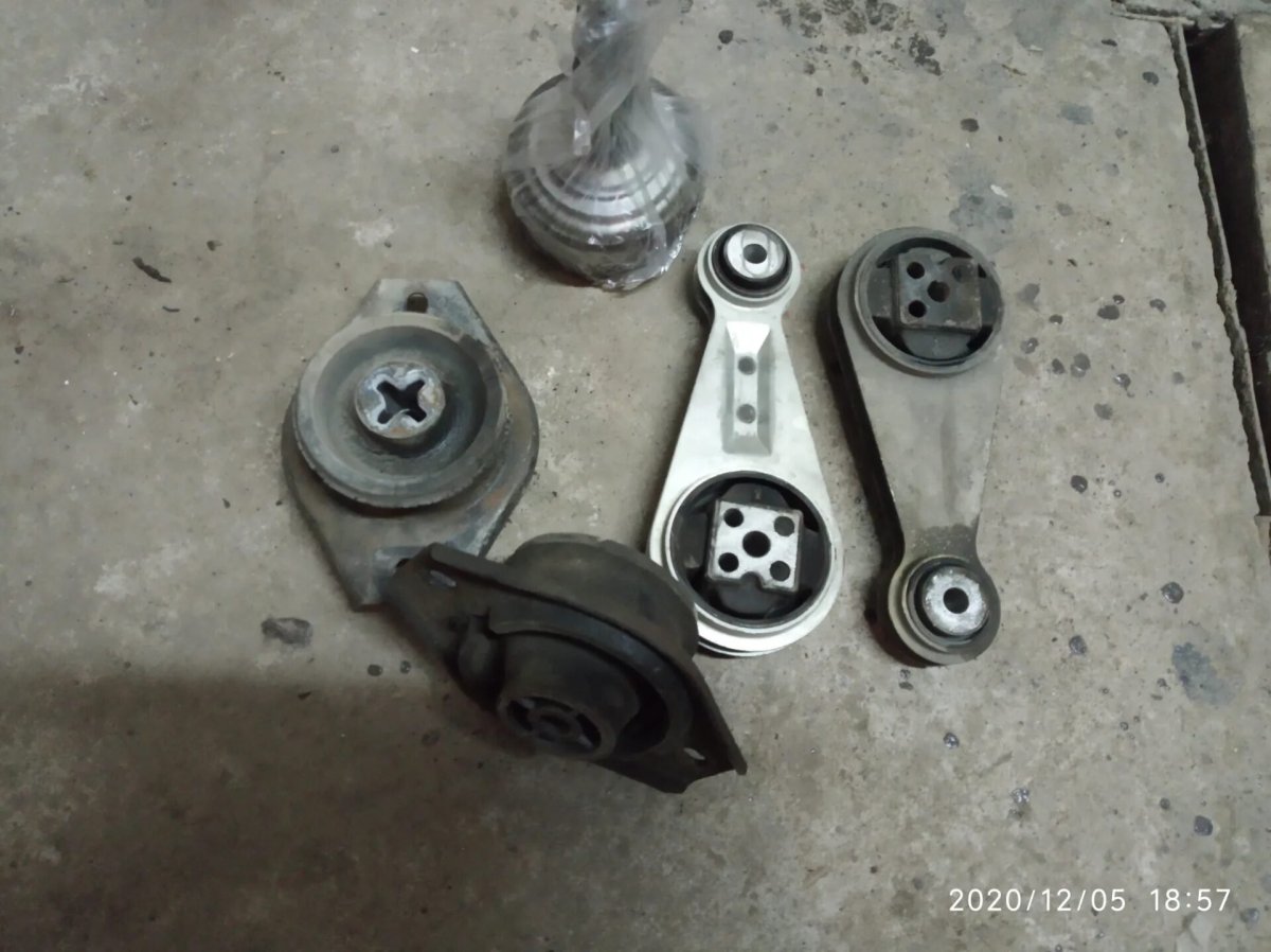 Подушка двигателя ВАЗ 16кл