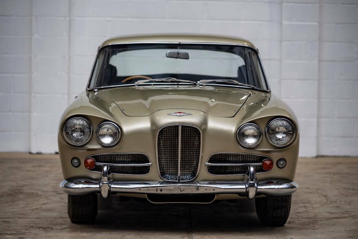 Aston Martin Lagonda Vision 201