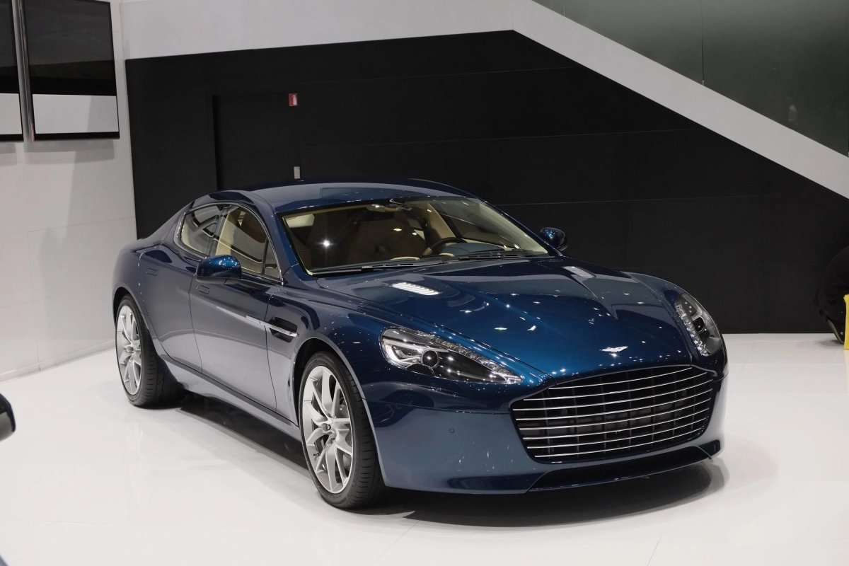 Aston Martin rapide 2017