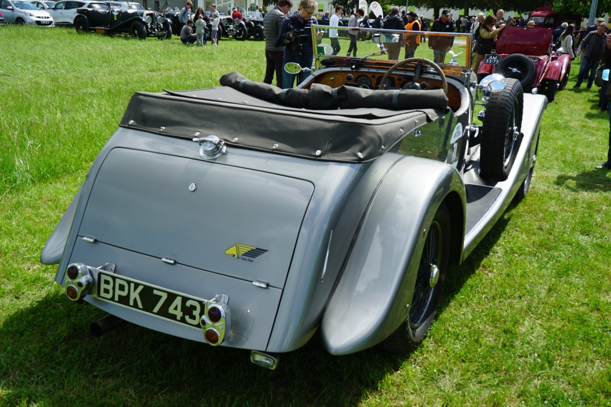 Автомобиль Лагонда 1938 года