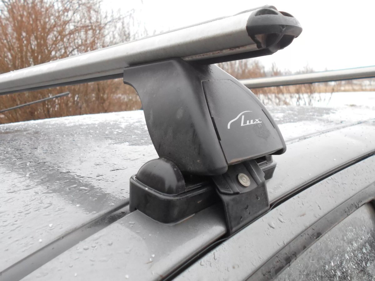 Хендай Гетц крепление в багажнике