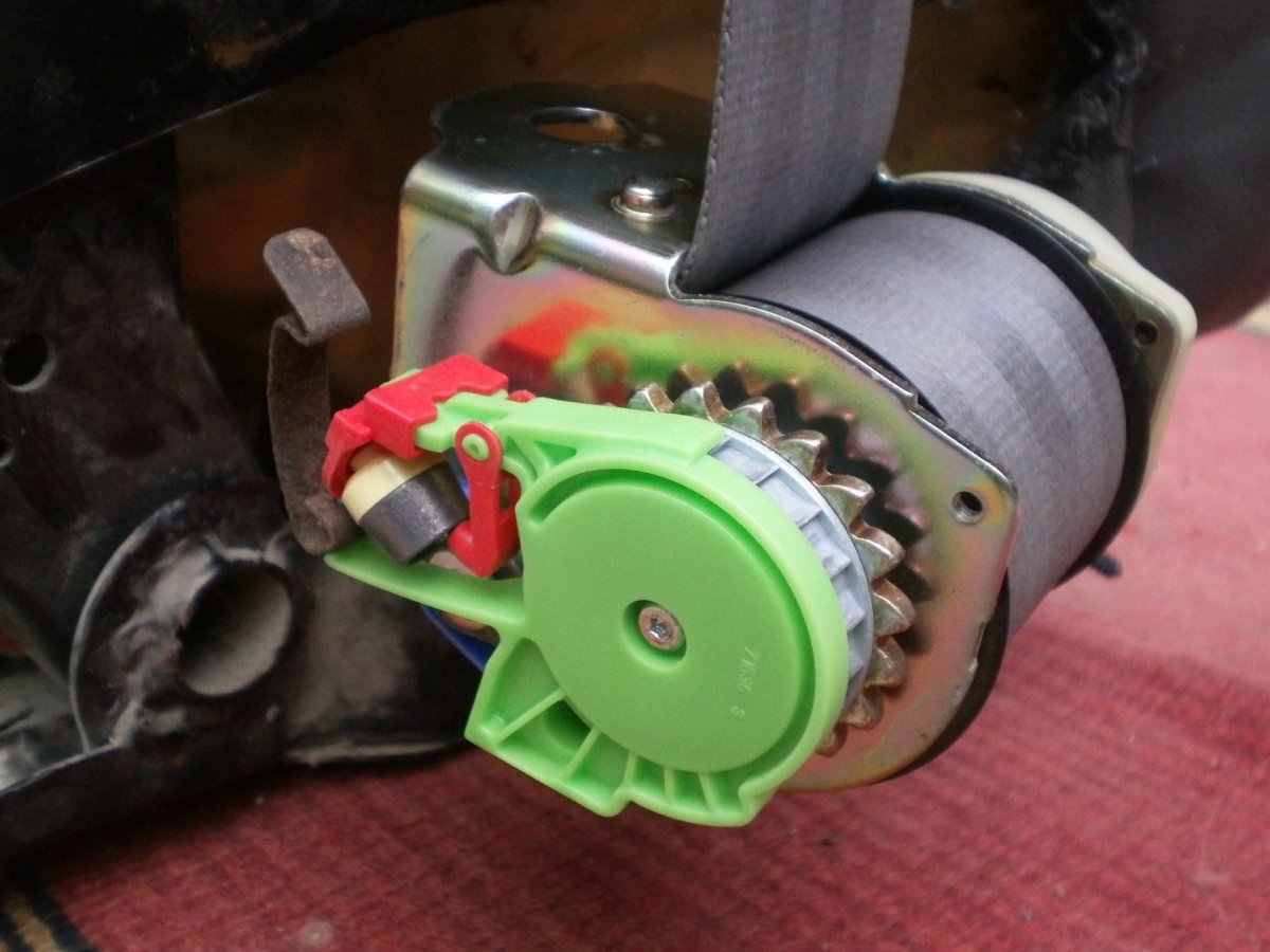 4238-45 Катушка ремня безопасности