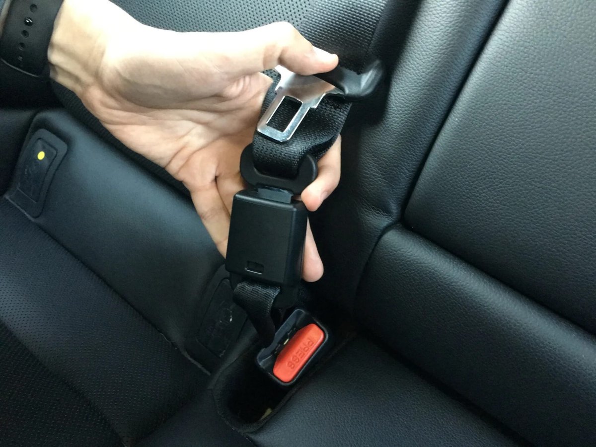 Ремни безопасности сзади Mazda 6 GH