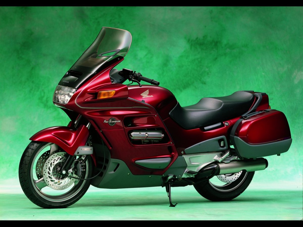Хонда St 1100 Pan European