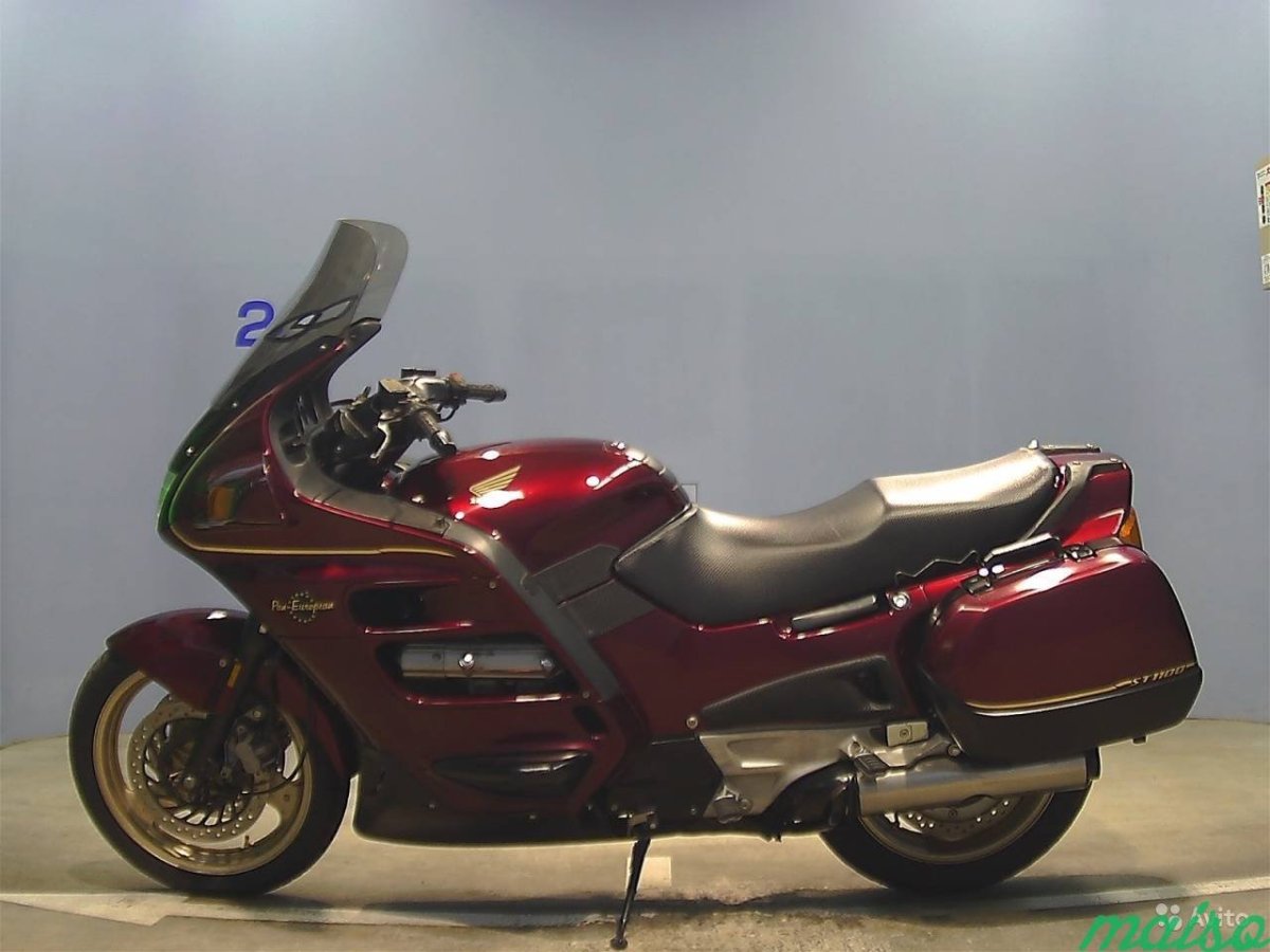 Кэнди красный Хонда st1100