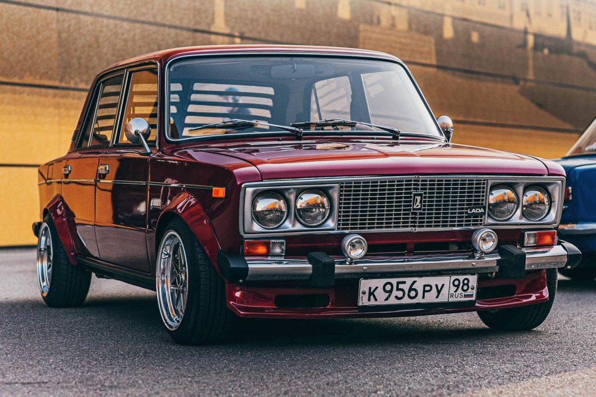 Жигули ВАЗ 2103 классика