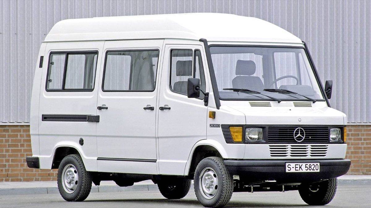 Мерседес Бенц т1