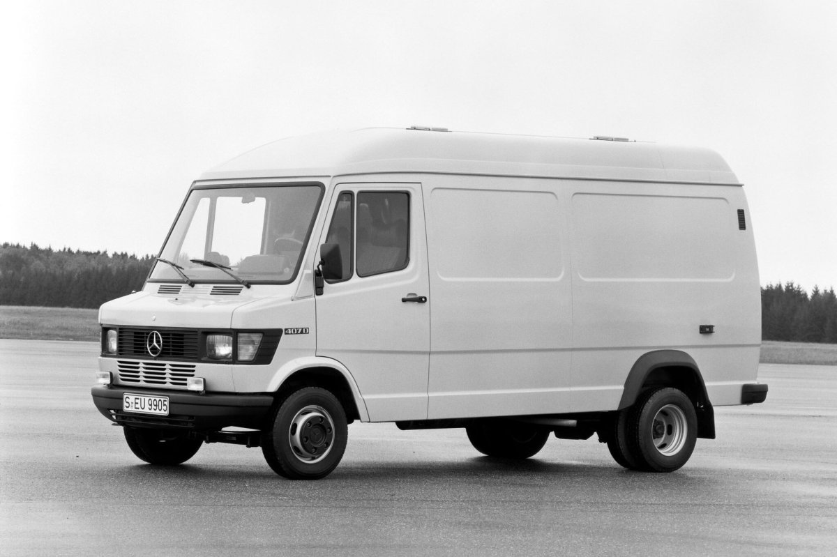 Mercedes-Benz t1 407d