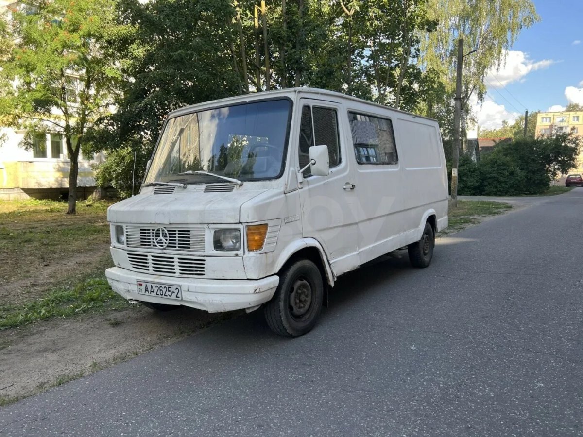 Мерседес Спринтер 208