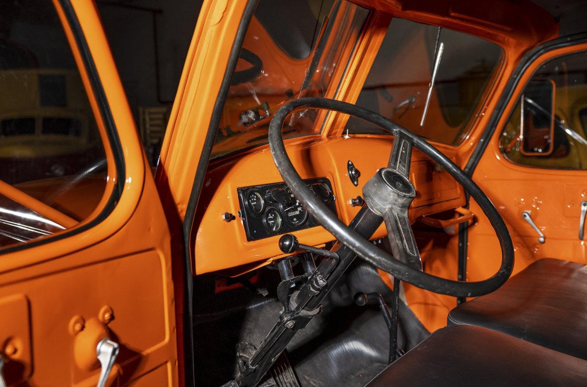 МАЗ 200 салон