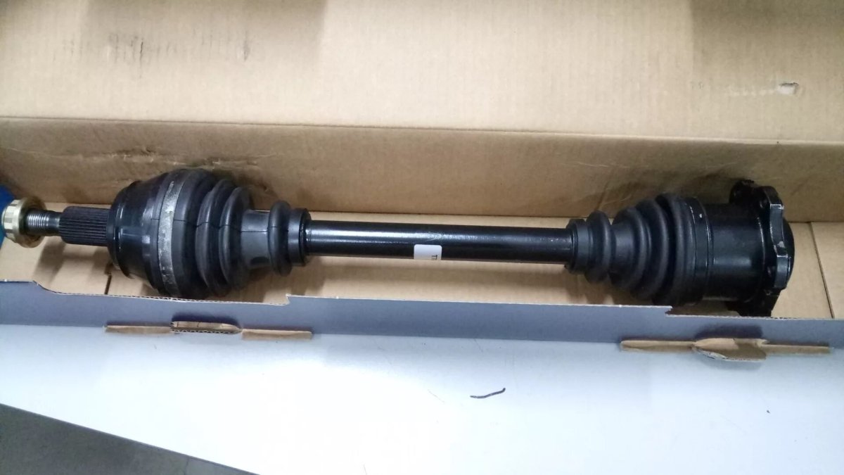 Skoda Octavia Tour 1.6 2007 приводной вал